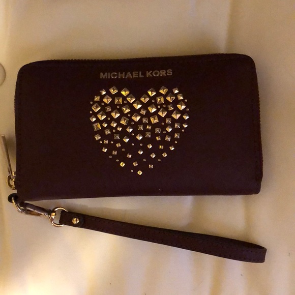 Michael Kors Handbags - Michael Kors wallet